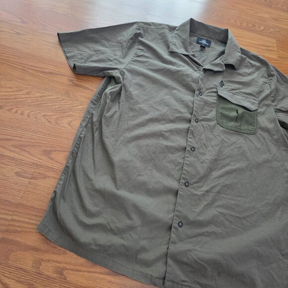 VOLCOM STONE SKATE VITALS ALEC MAJERUS Men's Woven Shirt Medium Military Green - Picture 2 of 11